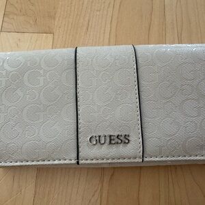 Guess Ivory Embossed Logo Wallet